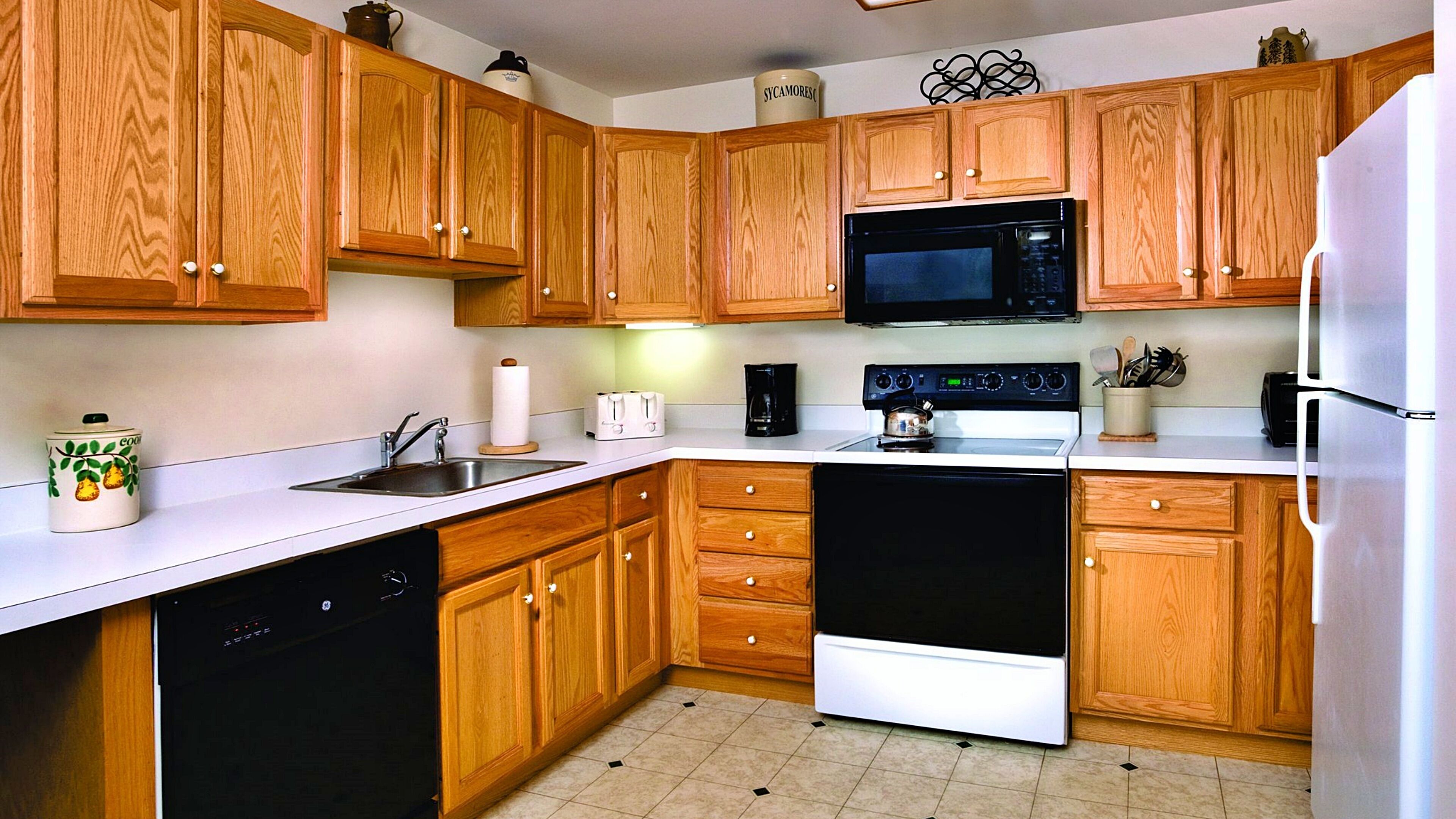 Comfy 2BR Condo near Skiing and Hiking Trails