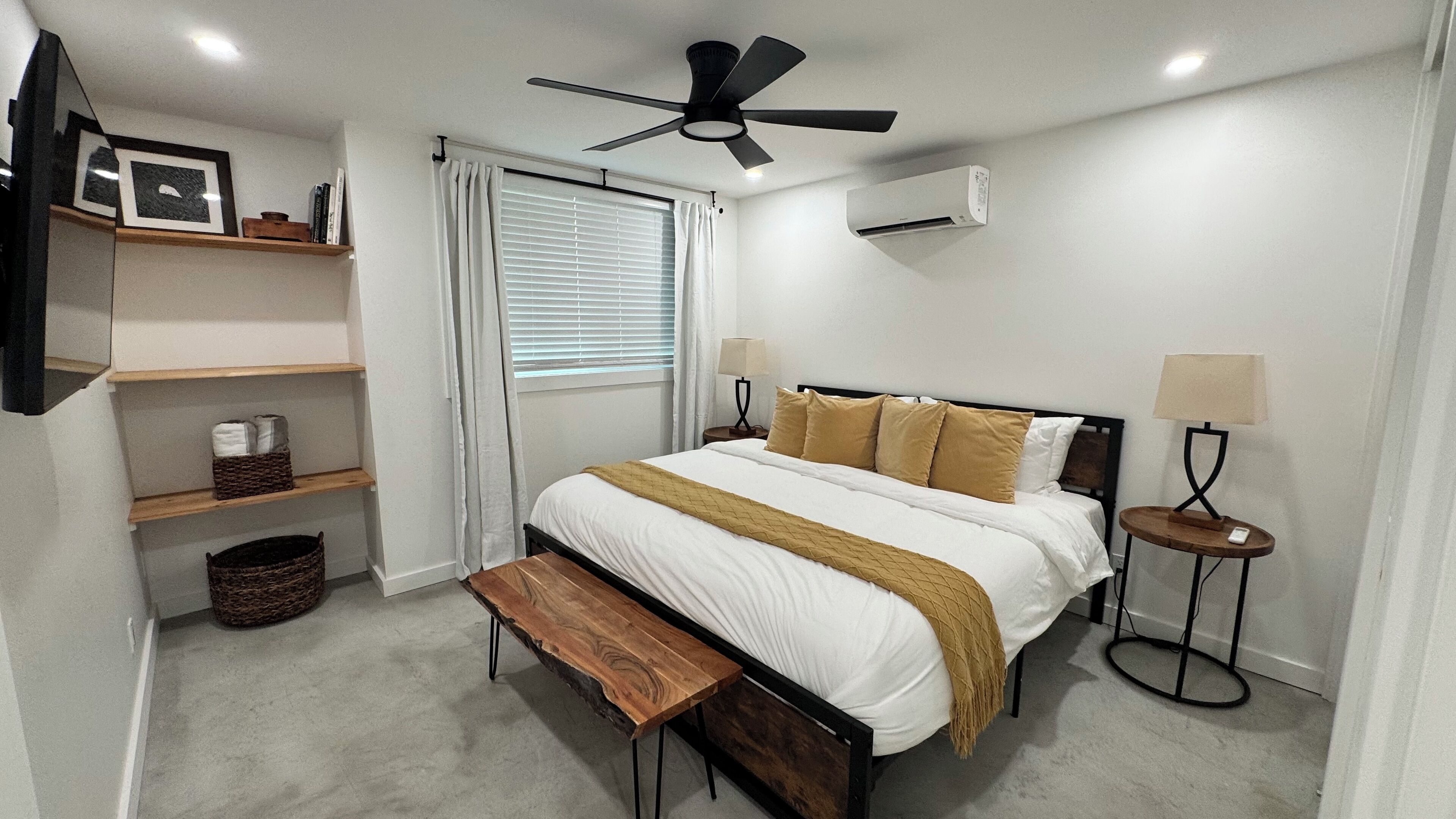 1 quarto, ferros/tábuas de passar roupa, acesso à internet