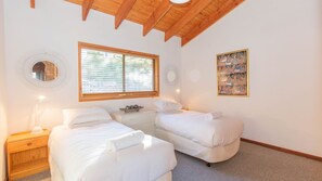 2 bedrooms, free WiFi, bed sheets