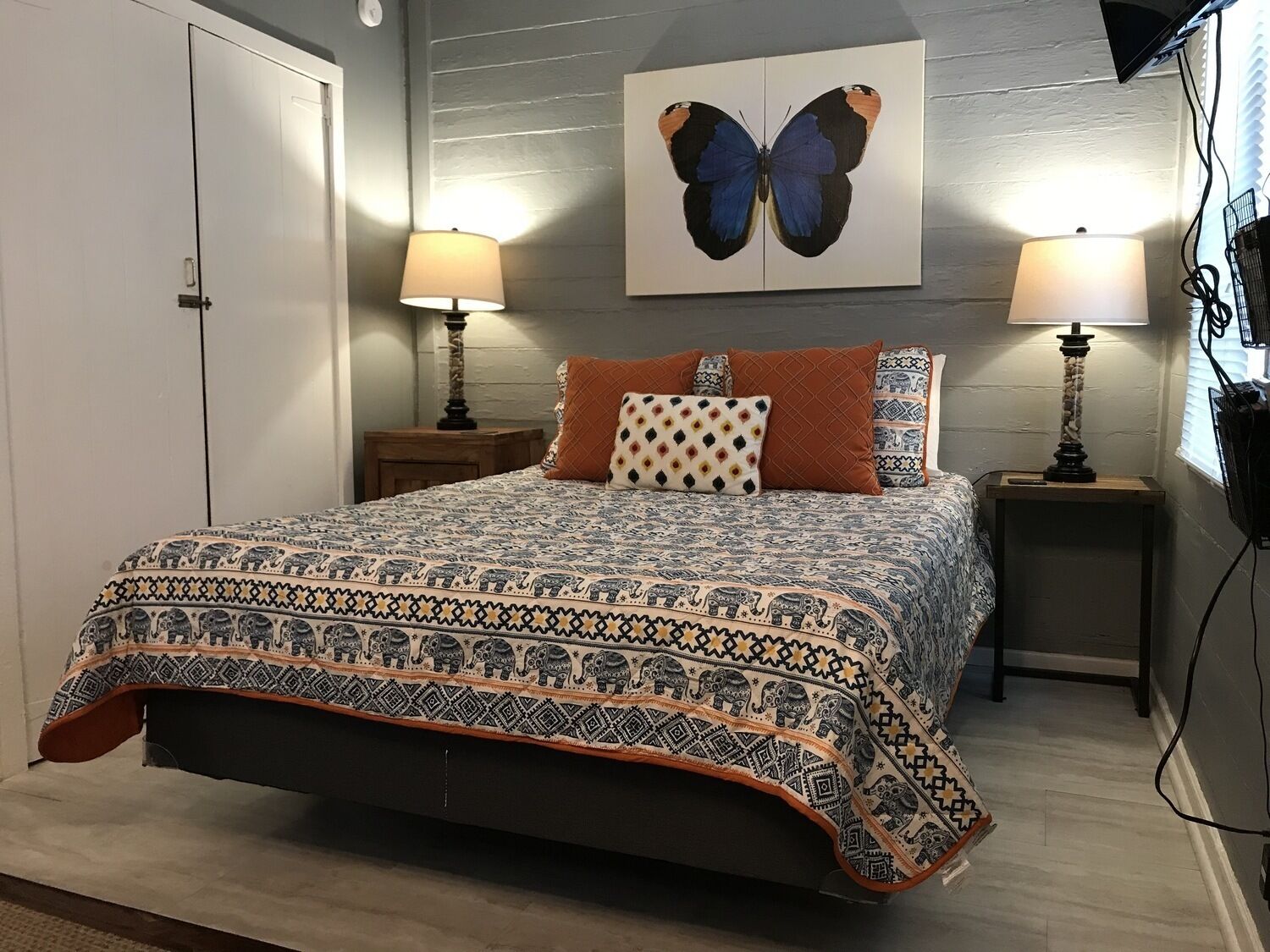 Tiny Cottage 535 in Savannah's Landmark Historic District