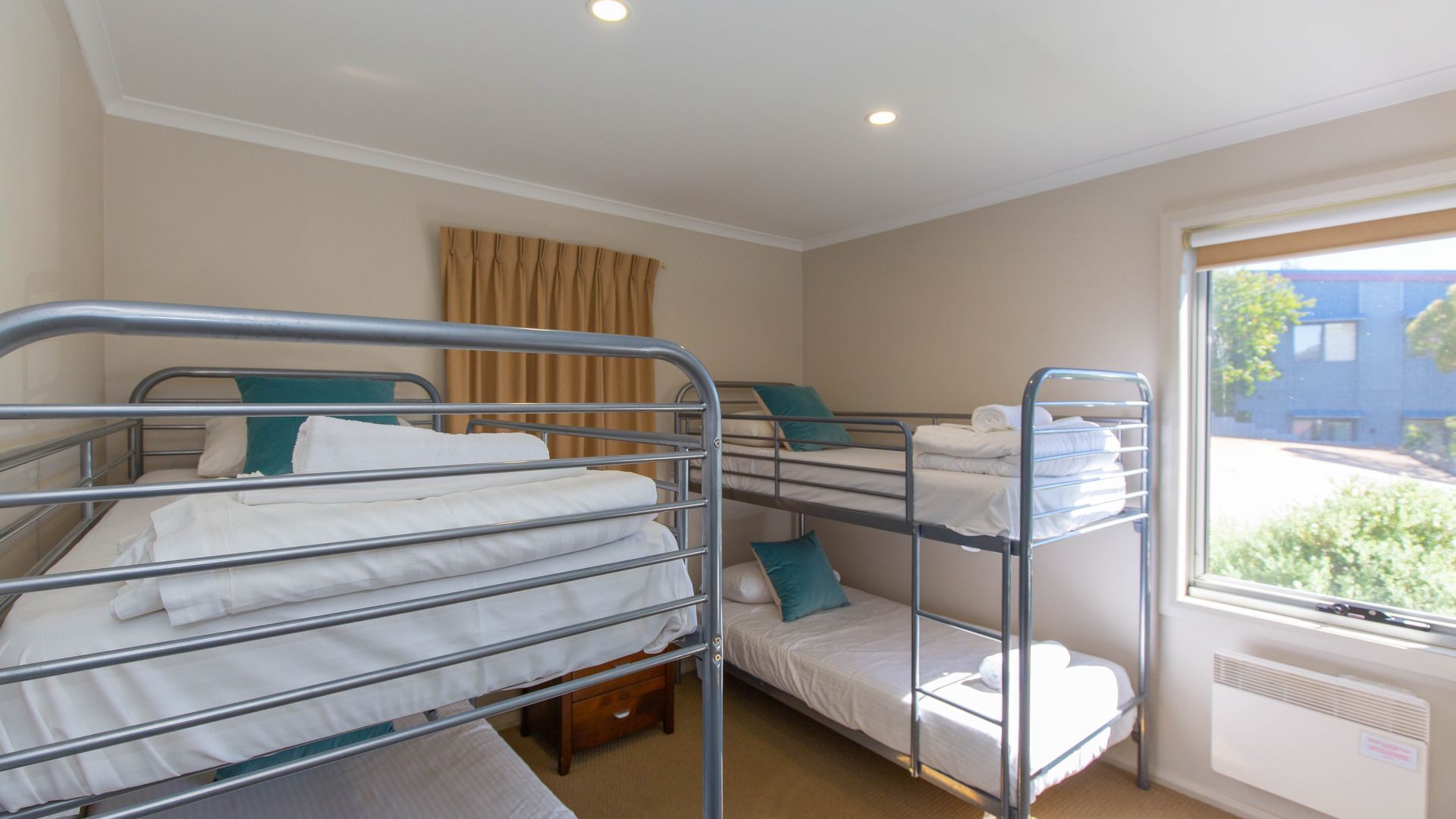 Opus - 1/10 Poly Cow Lane — image 9