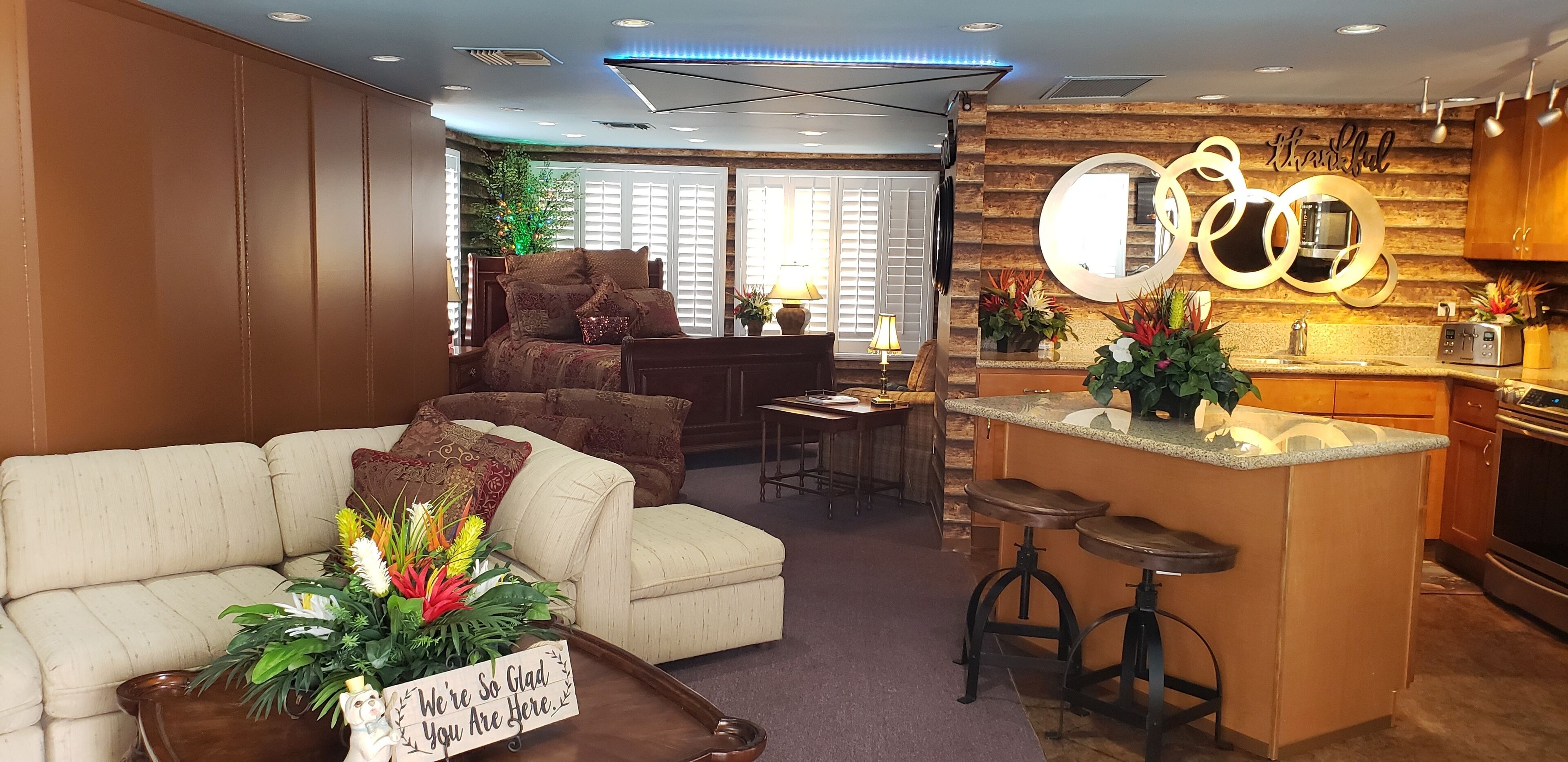 A Treasure in the middle of Bakersfield Wi-Fi Pet Friendly