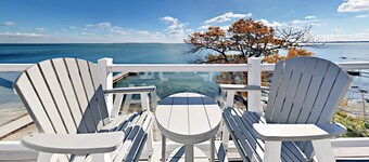 Hermosa Frente al Put-in-Bay Condo que tiene capacidad para 12 max - Buscar para aquí!