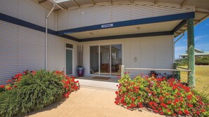 Exterior detail - Wytonia 3 Penthouse - Private Beachfront Access (Port Fairy)