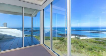 Wytonia 3 Penthouse - Private Beachfront Access