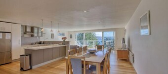 Quarterdeck Apartment
