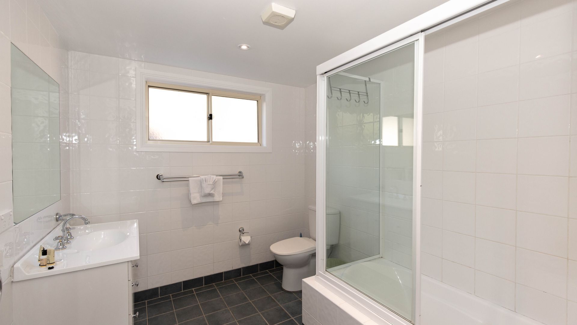 Torino - 2/14 Nettin Circuit — image 13