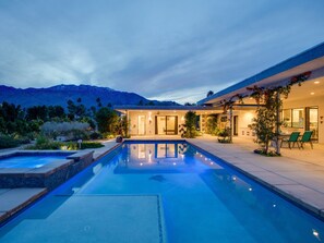 Beheizter Pool