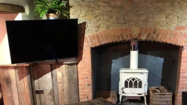 Lobby sitting area - Stoneleigh Cottage (Chipping Norton)