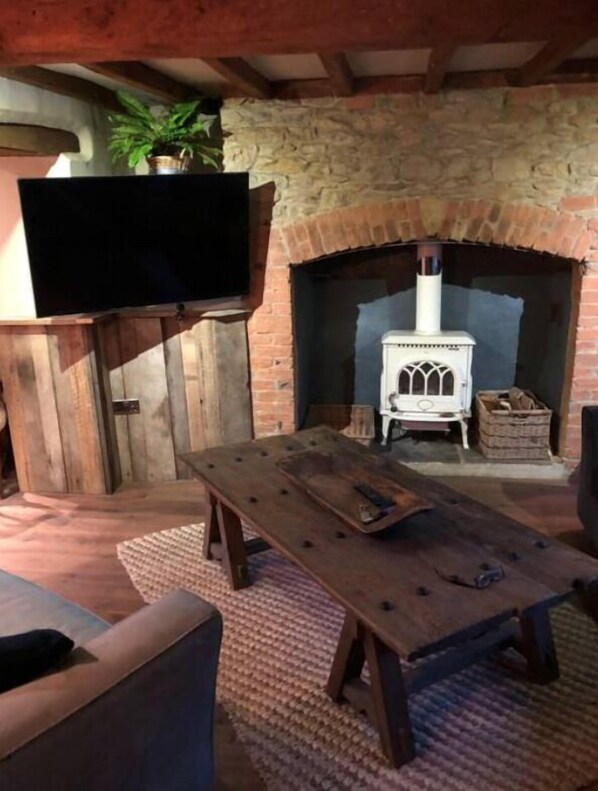 Lobby sitting area - Stoneleigh Cottage (Chipping Norton)