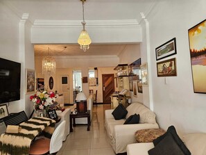 TV LED, aparelho de som