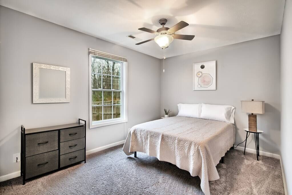 Fort Campbell Retreat: 3 Bedroom, Pet Friendly