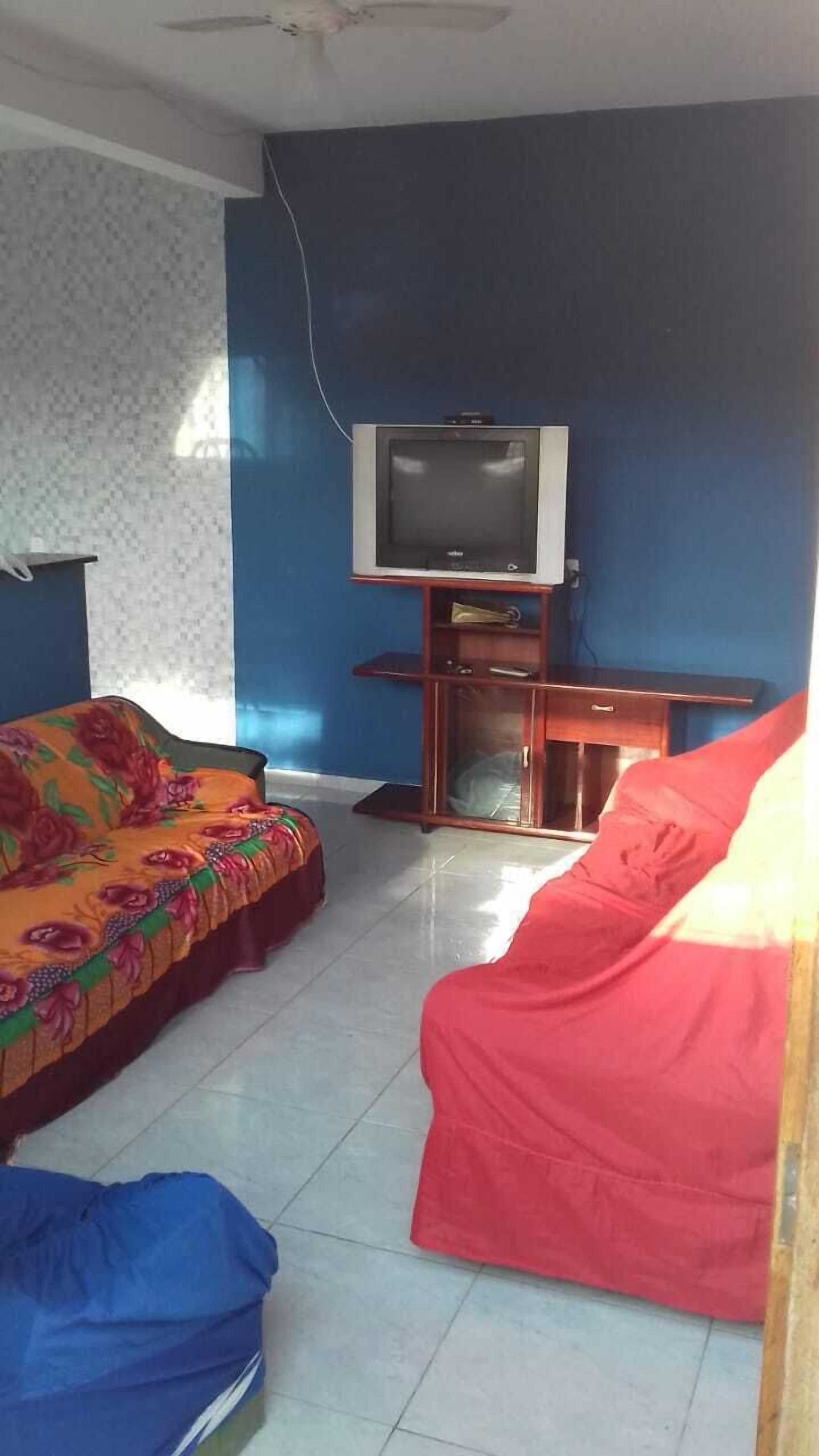 HOUSE ON THE BEACH OF ITANHAÉM 600 METERS FROM THE SEA