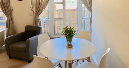 City Pad with balcony and secure parking