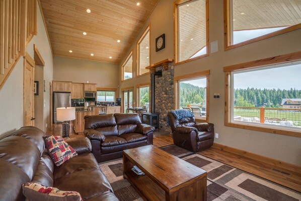 Smart TV, fireplace, video games, DVD player