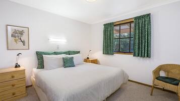 2 chambres, fer et planche Ă repasser, Wi-Fi, draps fournis