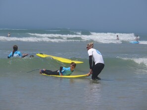 Prática de surfe/bodyboard 