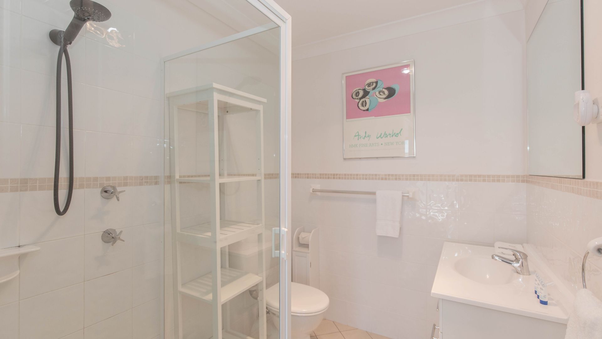 Pentagon - 2/65 Gippsland Street — image 12