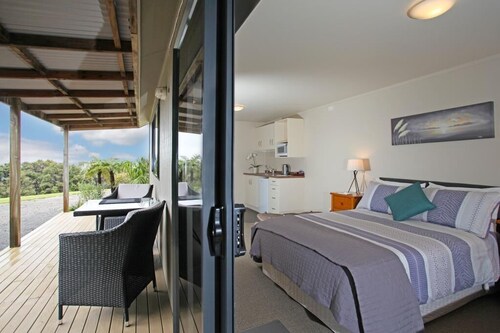 Delux cottage with Queen bed