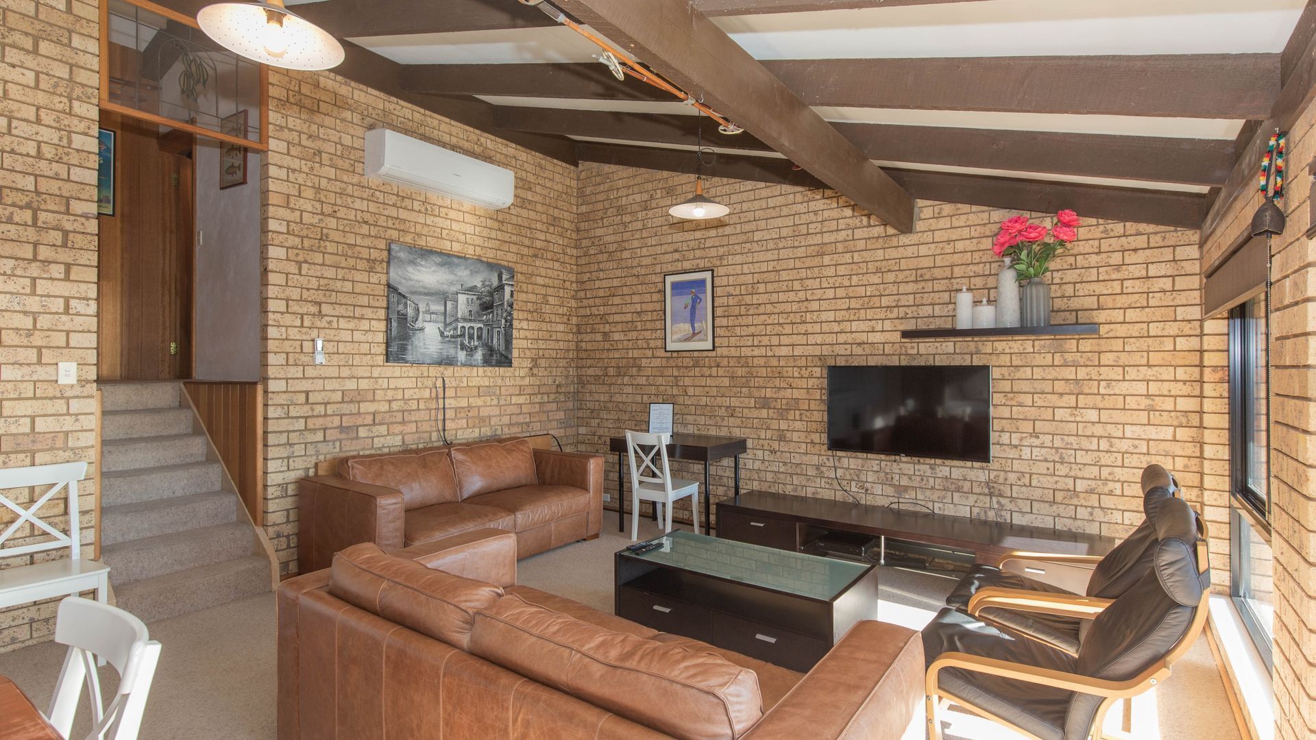 Clearview -2/8 Bogong Street — image 6