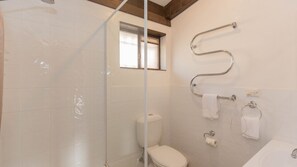 Shower, towels