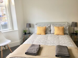 House, 4 Bedrooms | Iron/ironing board, travel crib, free WiFi, bed sheets - Highfield University House (Southampton)