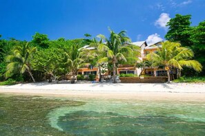 On the beach, sun-loungers, beach towels -  BEST BEACH FRONT Location on West Bay Beach-Private Yet Close to Everything (Roatan Island)