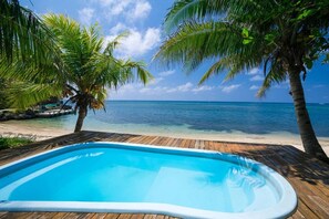 Property grounds -  BEST BEACH FRONT Location on West Bay Beach-Private Yet Close to Everything (Roatan Island)