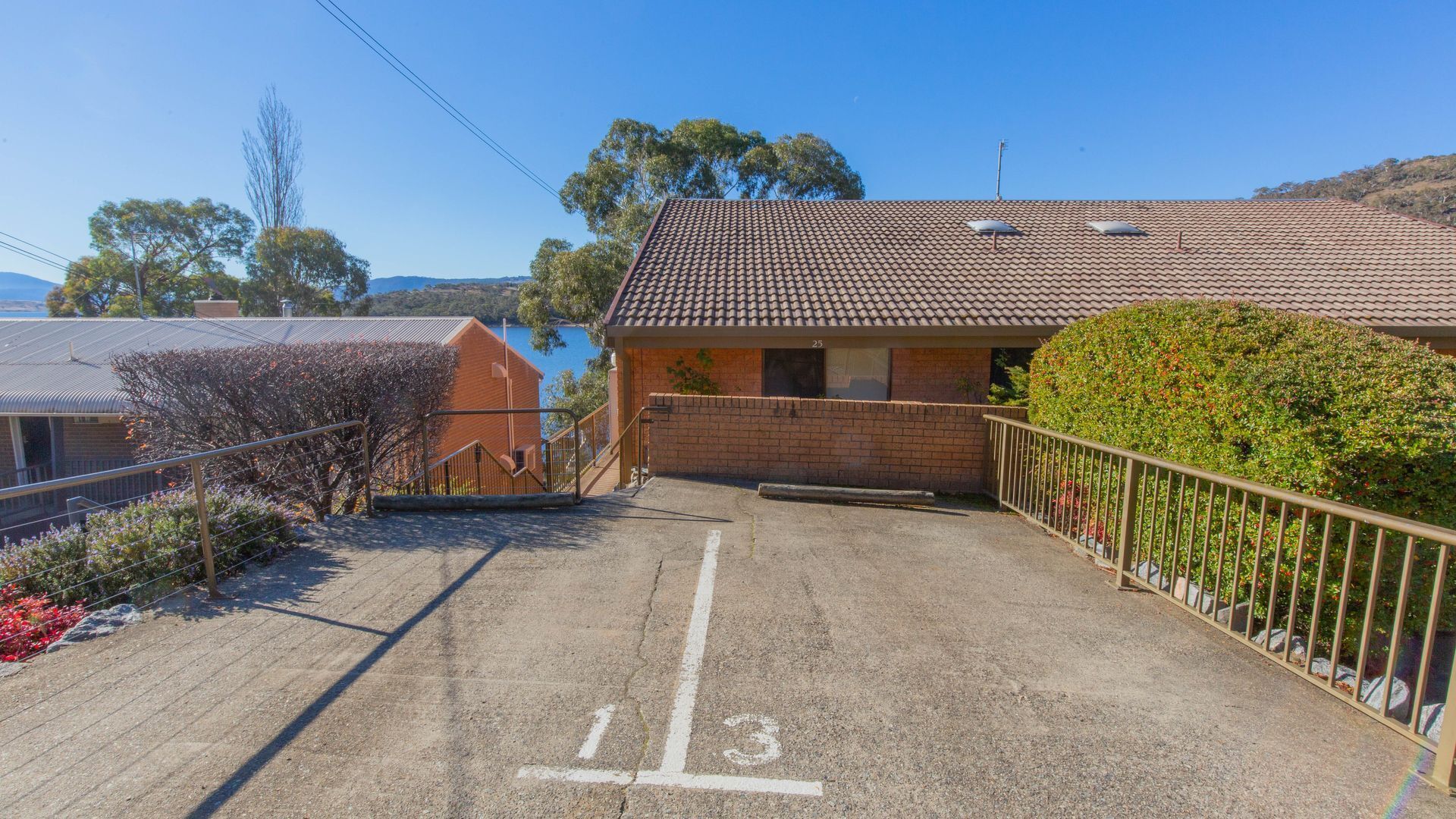 Aranda - 3/25 Townsend Street — image 17