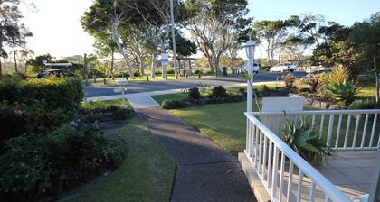 'AQUA VIEW' 5/2 Aqua Cres, Lake Cathie