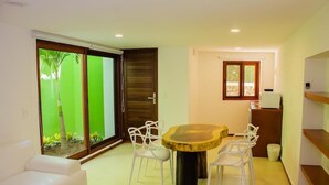 Villa | Private kitchen - Casa Azul Maya - Double King Suites - Room 1 (Isla Mujeres)