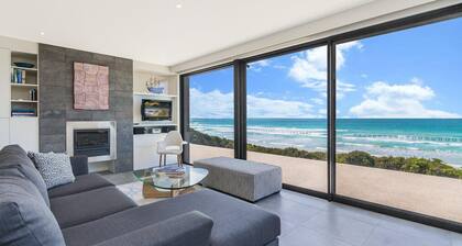 Aqua Mist - floor to ceiling ocean-views