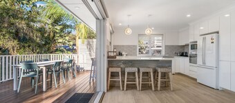 AV VALLEN - 6 Coral St NH