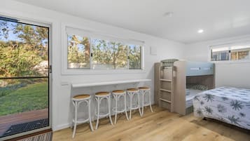 4 bedrooms, Internet