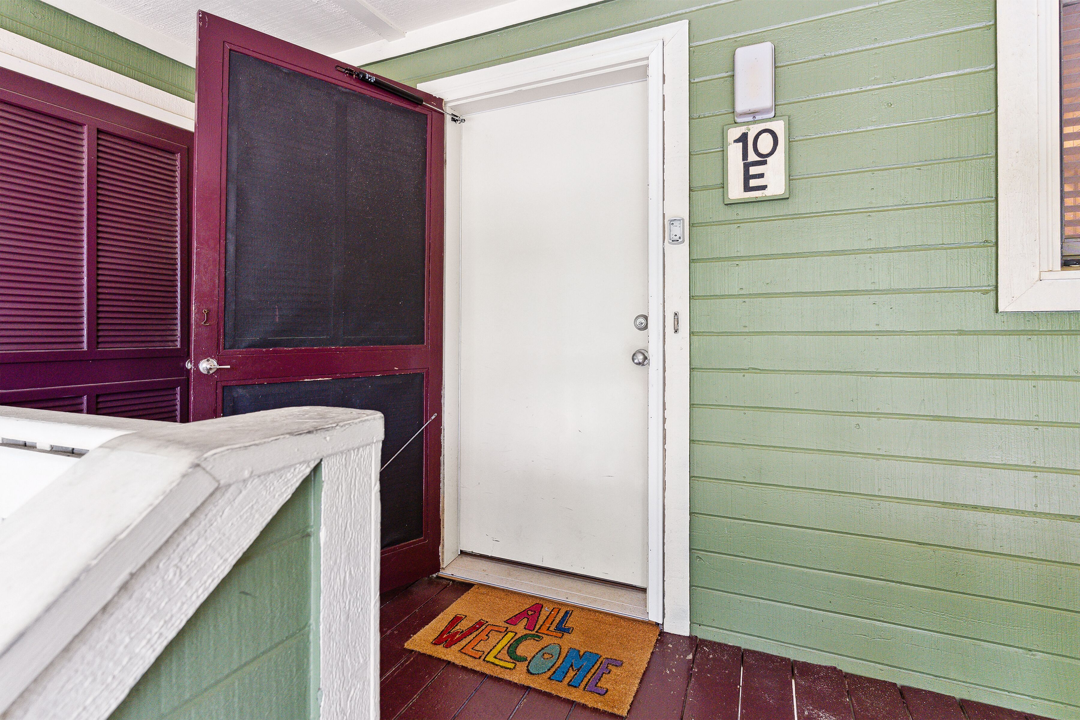 Mariners Walk 10E in Wild Dunes- Ocean front 3 bedroom villa Isle of Palms with community pool. 