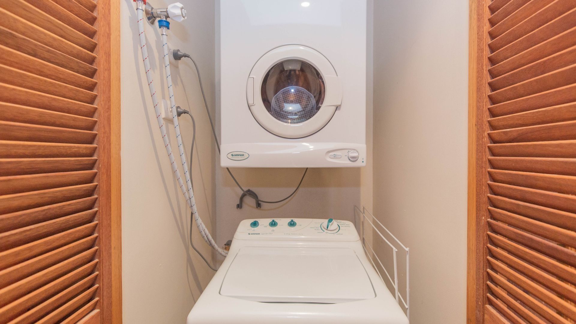 Platypus - 19 McLure Circuit — image 3