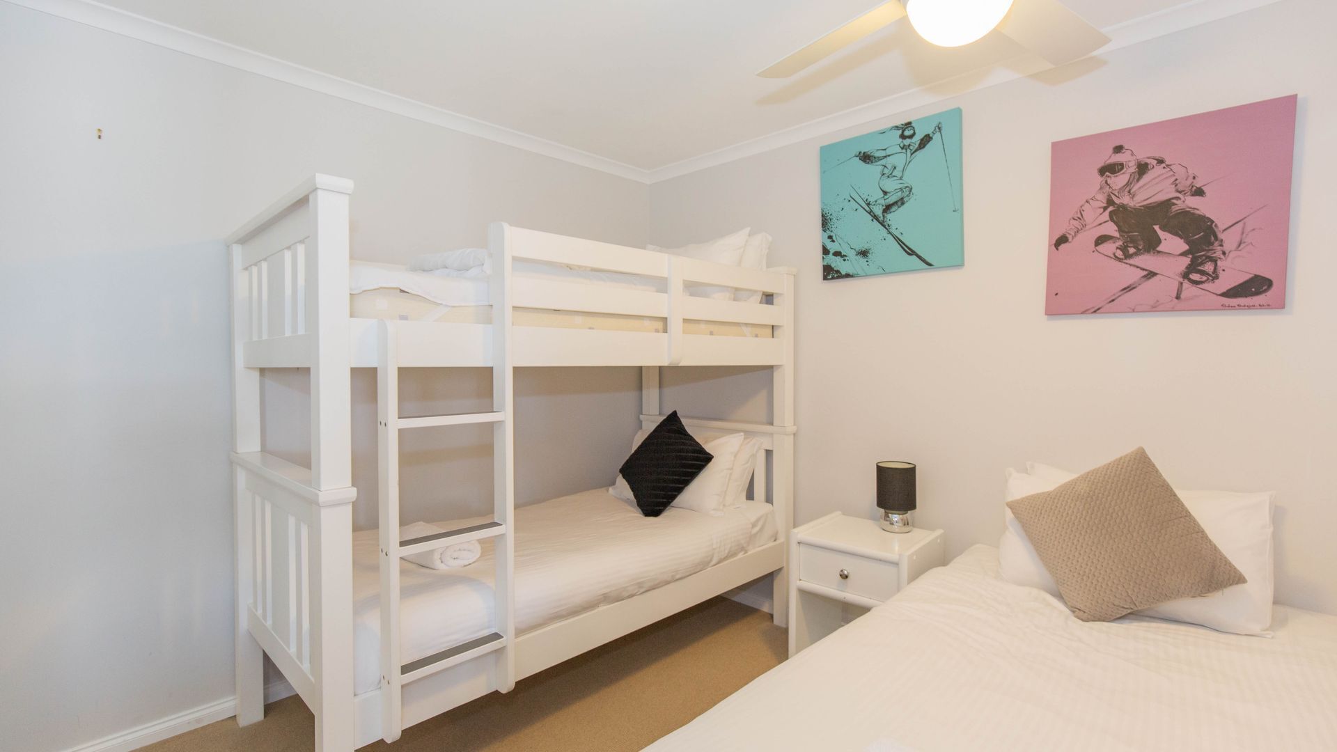 Kestrels Rest - 2/116 Gippsland Street — image 10