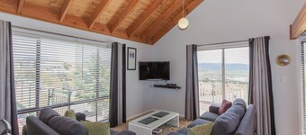 Kestrels Rest - 2/116 Gippsland Street