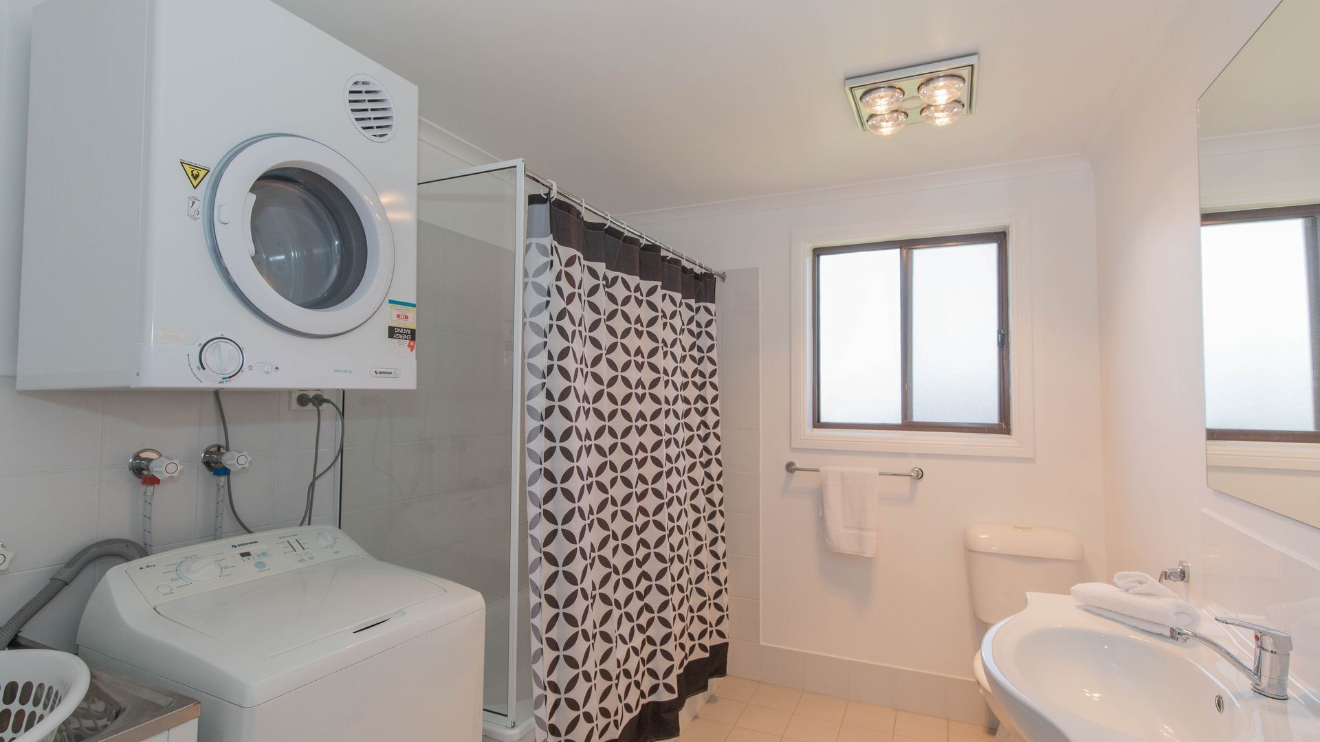 Kestrels Rest - 2/116 Gippsland Street — image 11