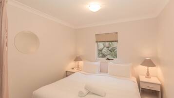 1 habitación y ropa de cama