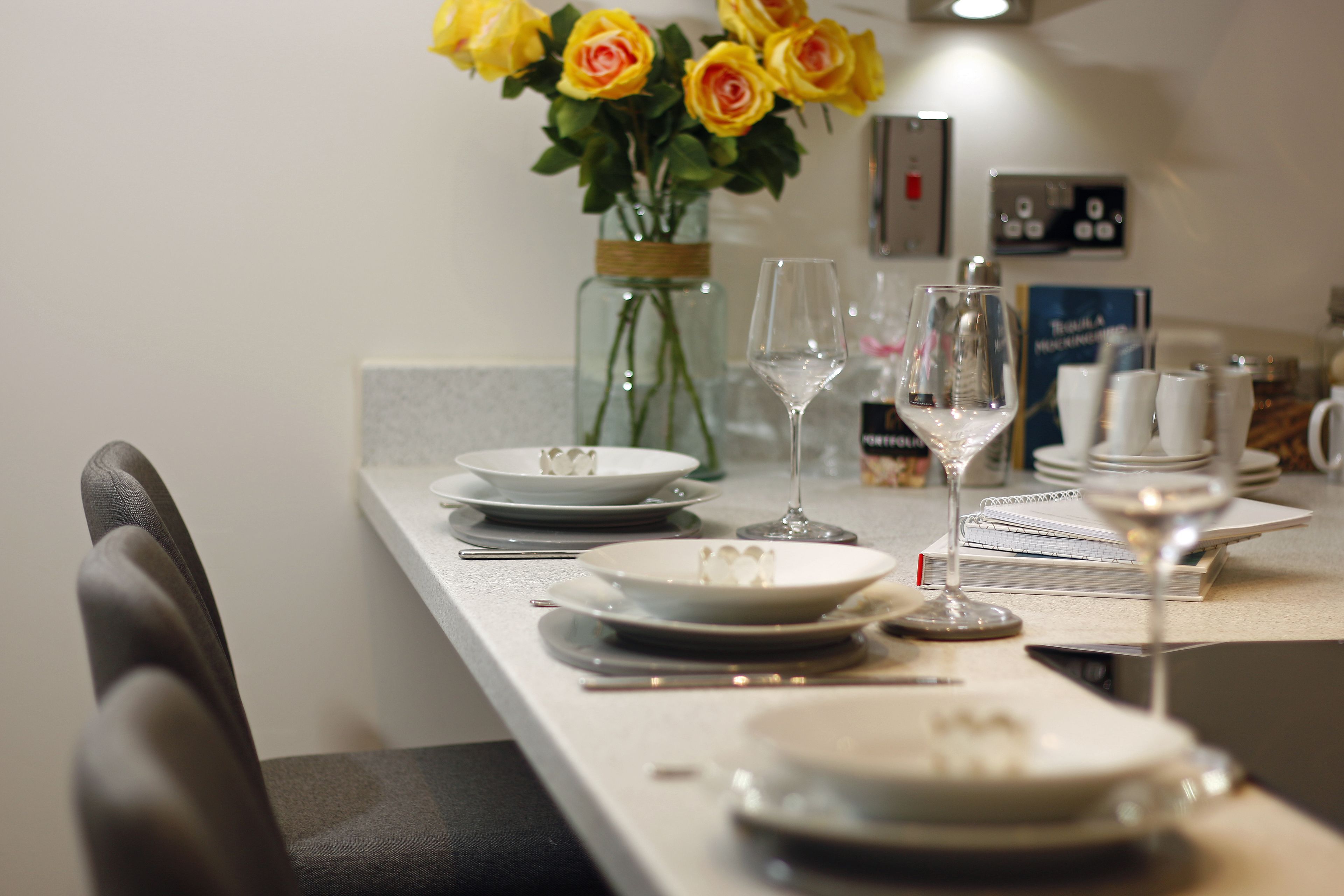 Executive Apartment, 2 Double Beds, Non Smoking | In-room dining