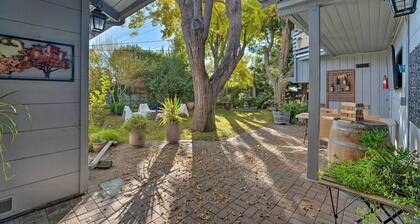 Luxurious Downtown Lodi Apartment in Wine Country!
