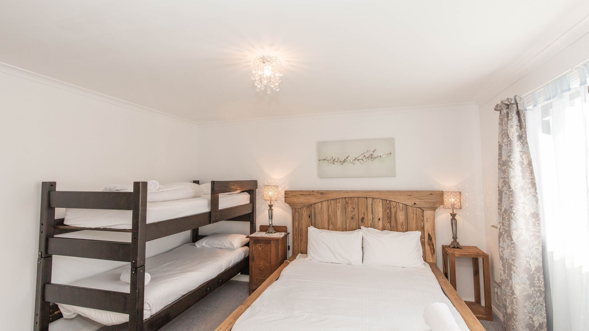 Oak & Barrell - 7 Twynam Street — image 17