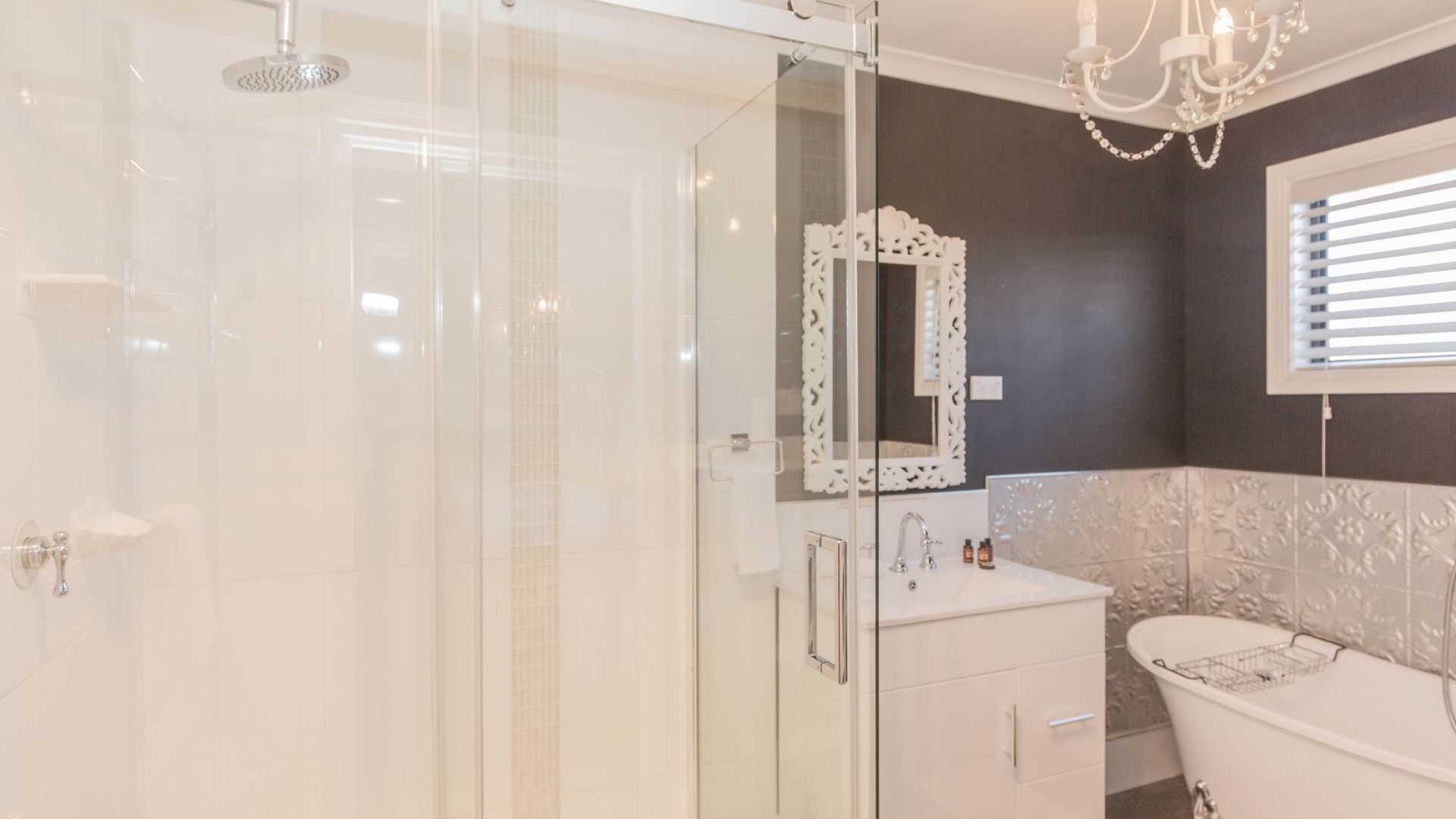 Oak & Barrell - 7 Twynam Street — image 22