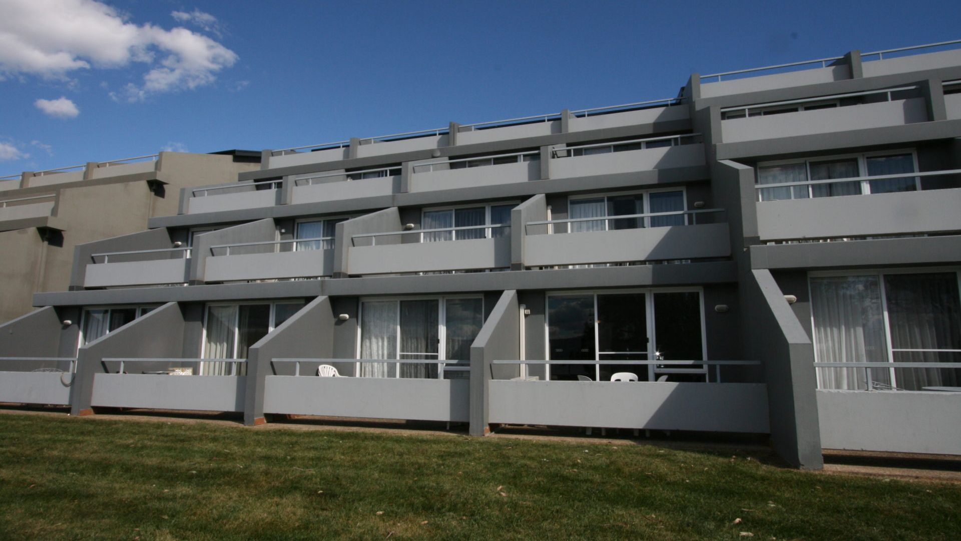 Horizons - 417/10 Kosciuszko Road — image 12