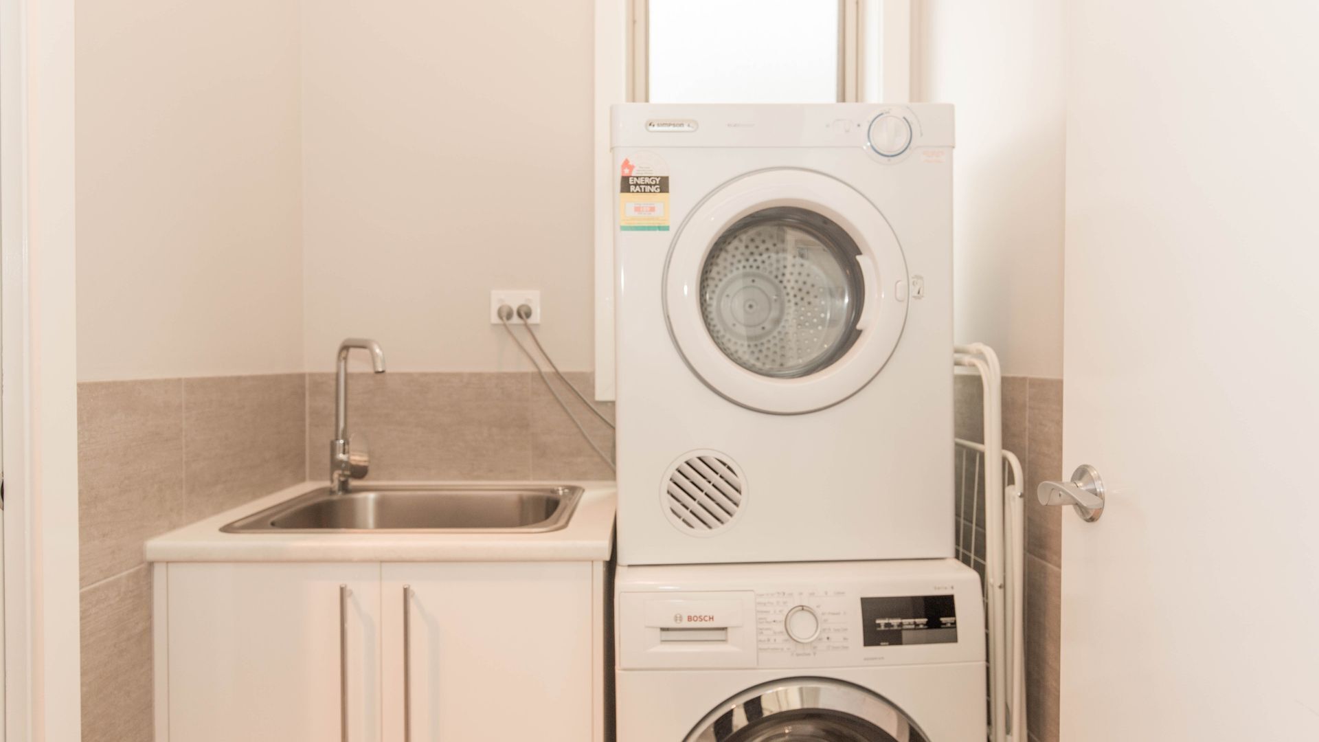 43A Twynam Street - Snowfall — image 3