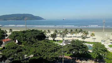 Na praia