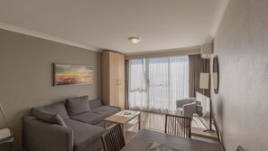TV - Horizons - 315/10 Kosciuszko Road (Jindabyne)