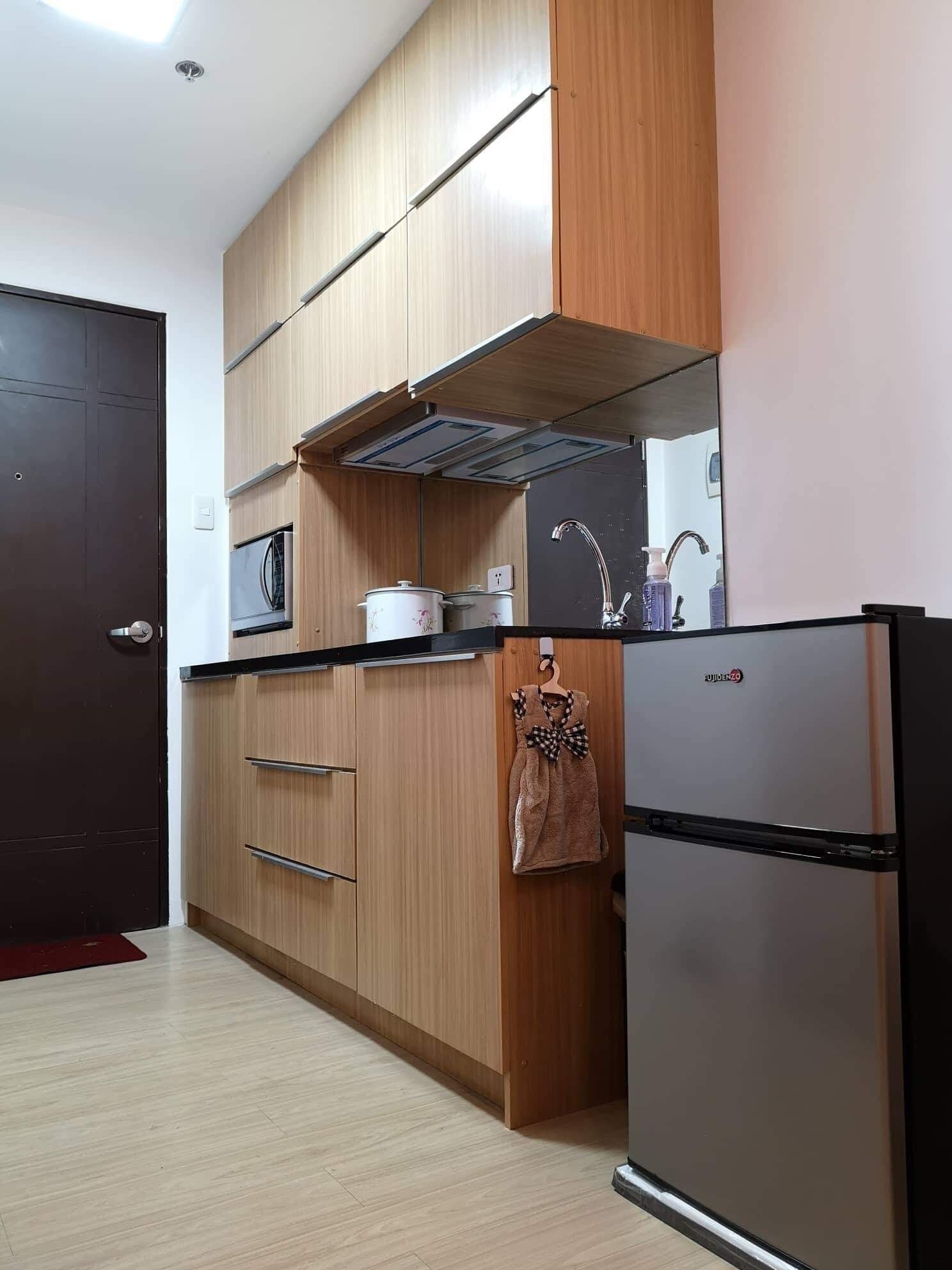 Cozy 1 BR Condo Unit @ Vinia Residences