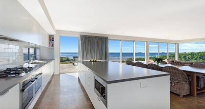 Saltwater Lodge - Absolute Beachfront Luxury